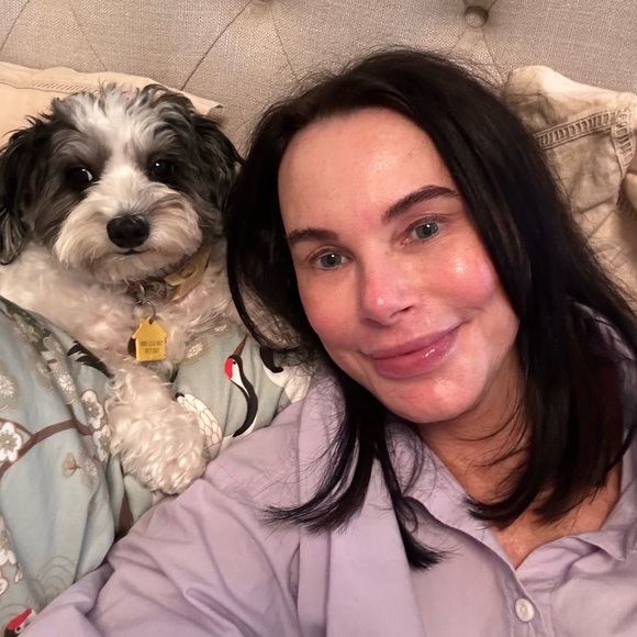 Meet your Posher, Traci - Picture 1 of 1